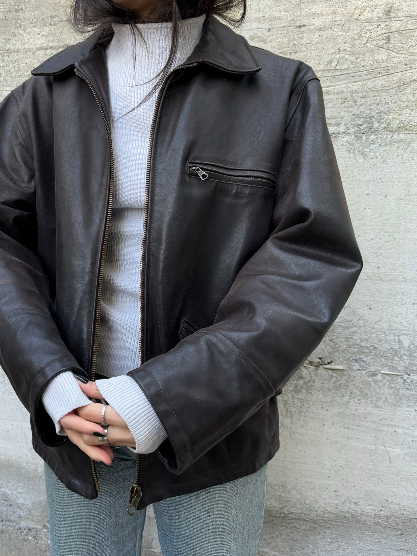 Biker liscio in cuoio testa di moro