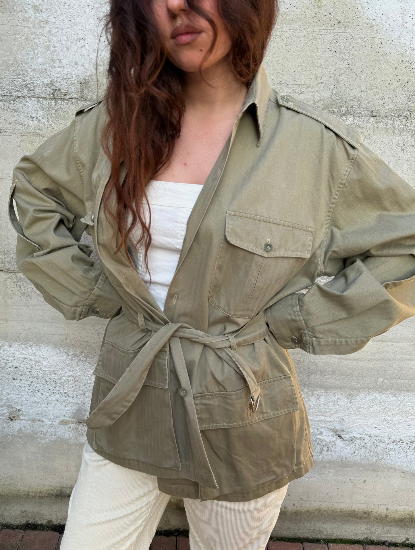Overshirt cargo cachi in cotone, con cintura