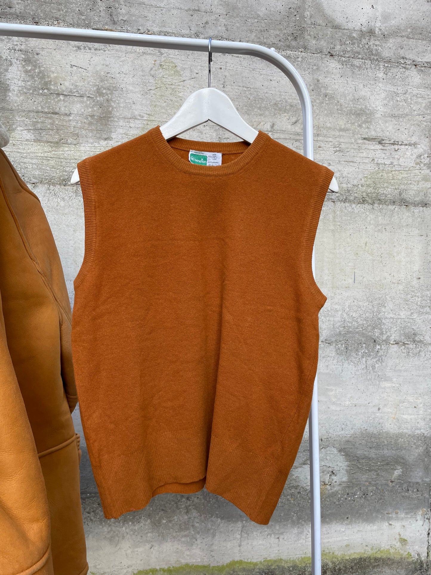 Gilet girocollo ruggine Benetton in misto lana e angora