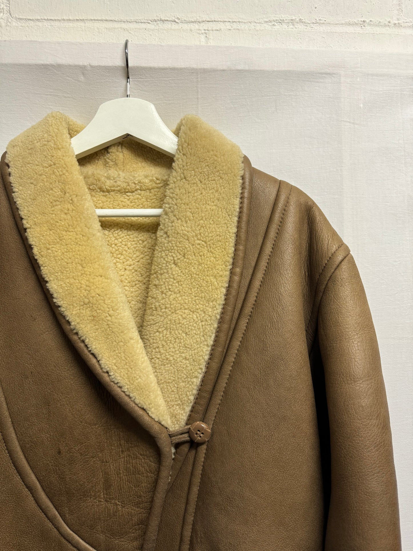 Montone originale Shearling in pelle nocciola, rara taglia piccola da donna