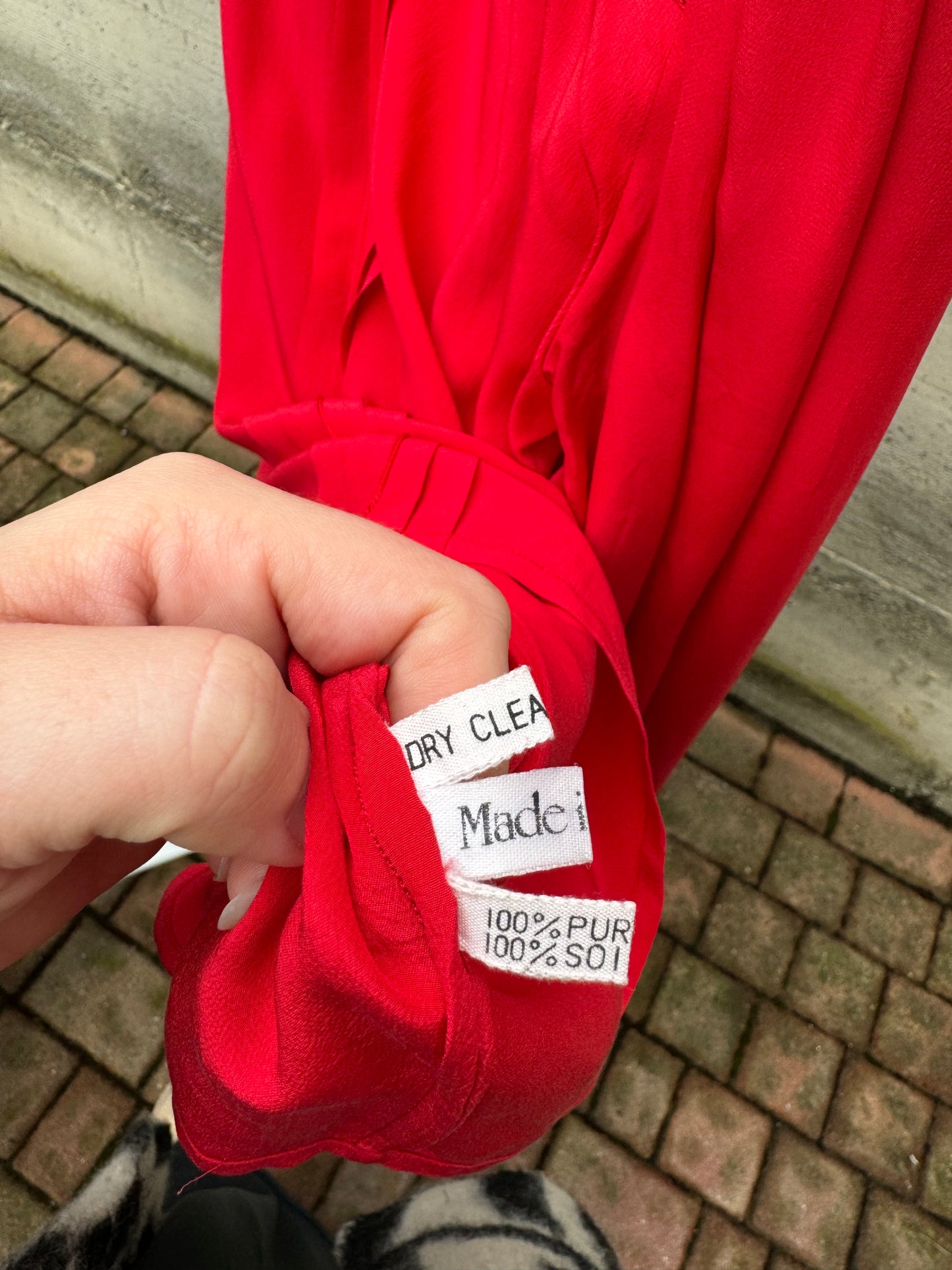 Blusa scivolata in pura seta cinese