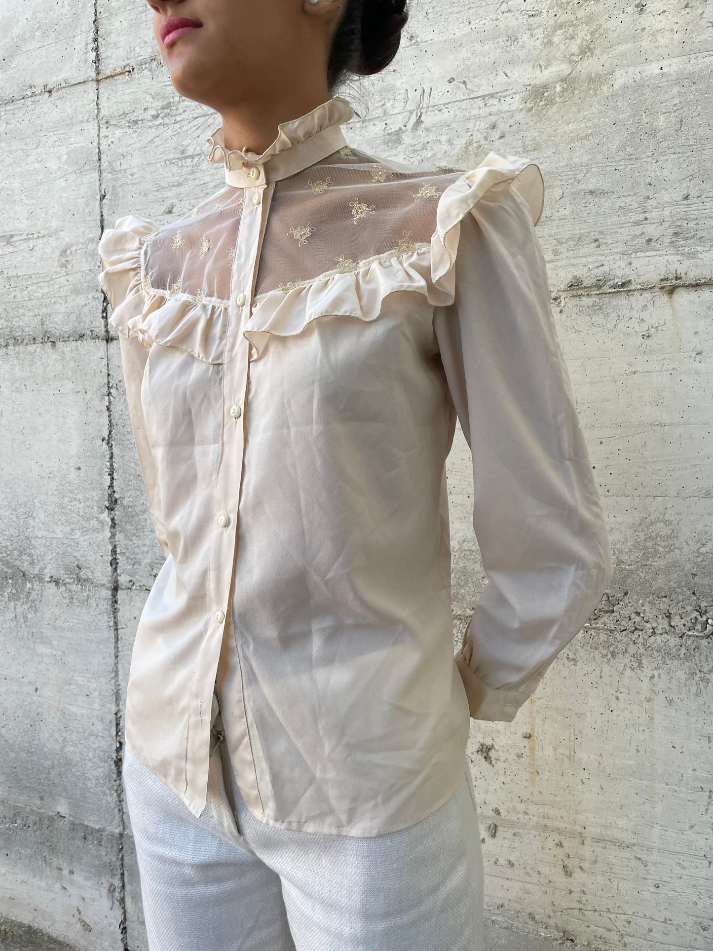 Camicetta nude con balze e dettaglio sheer - taglia S