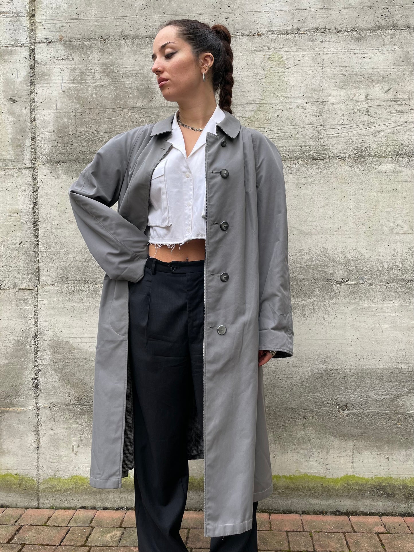 Trenchcoat/cappotto Nino monopetto double face, da un lato pura lana vergine pied de poule, dall'altro impermeabile misto cotone grigio