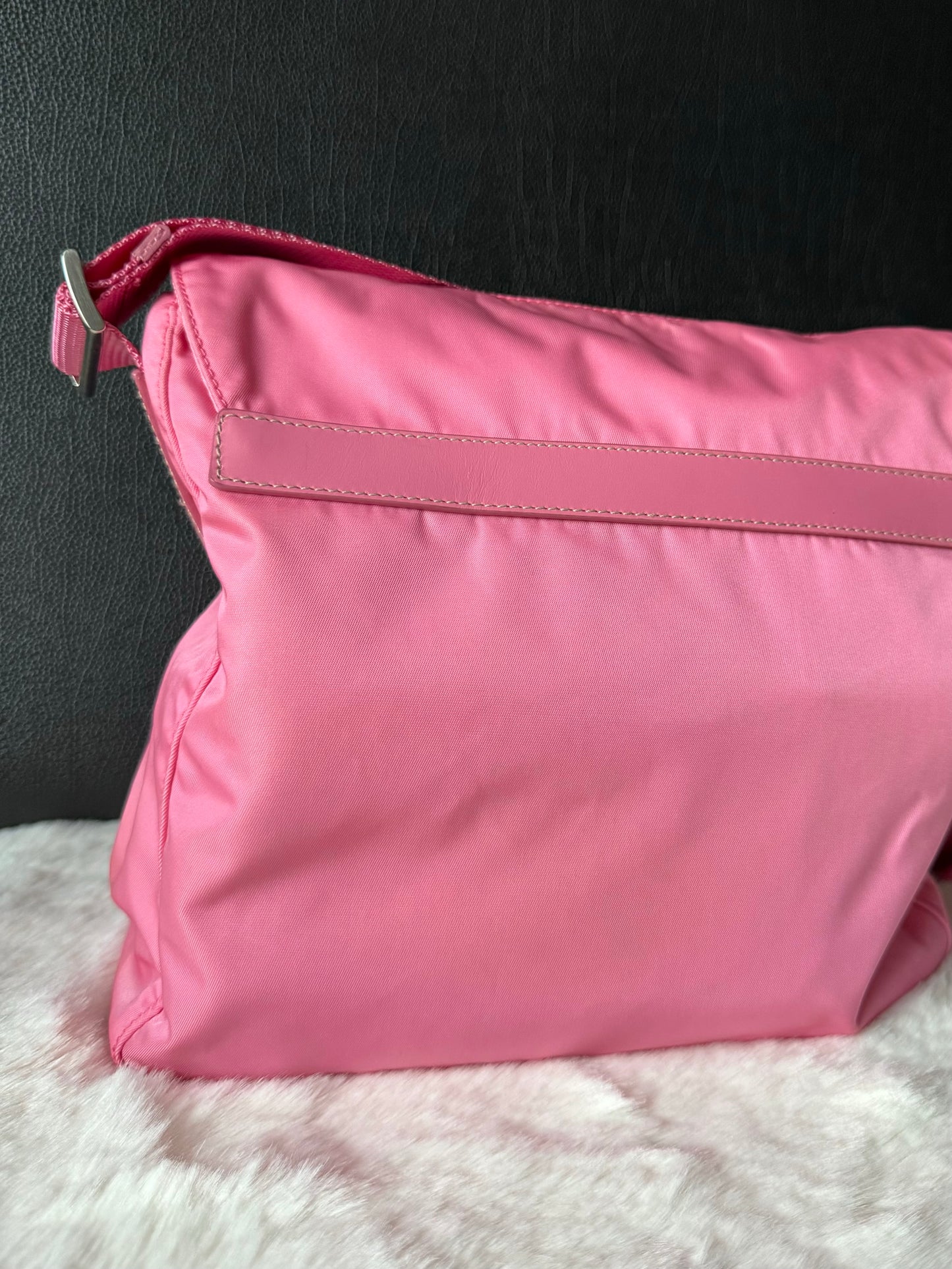 Borsa Prada Plain In Nylon - Color Begonia