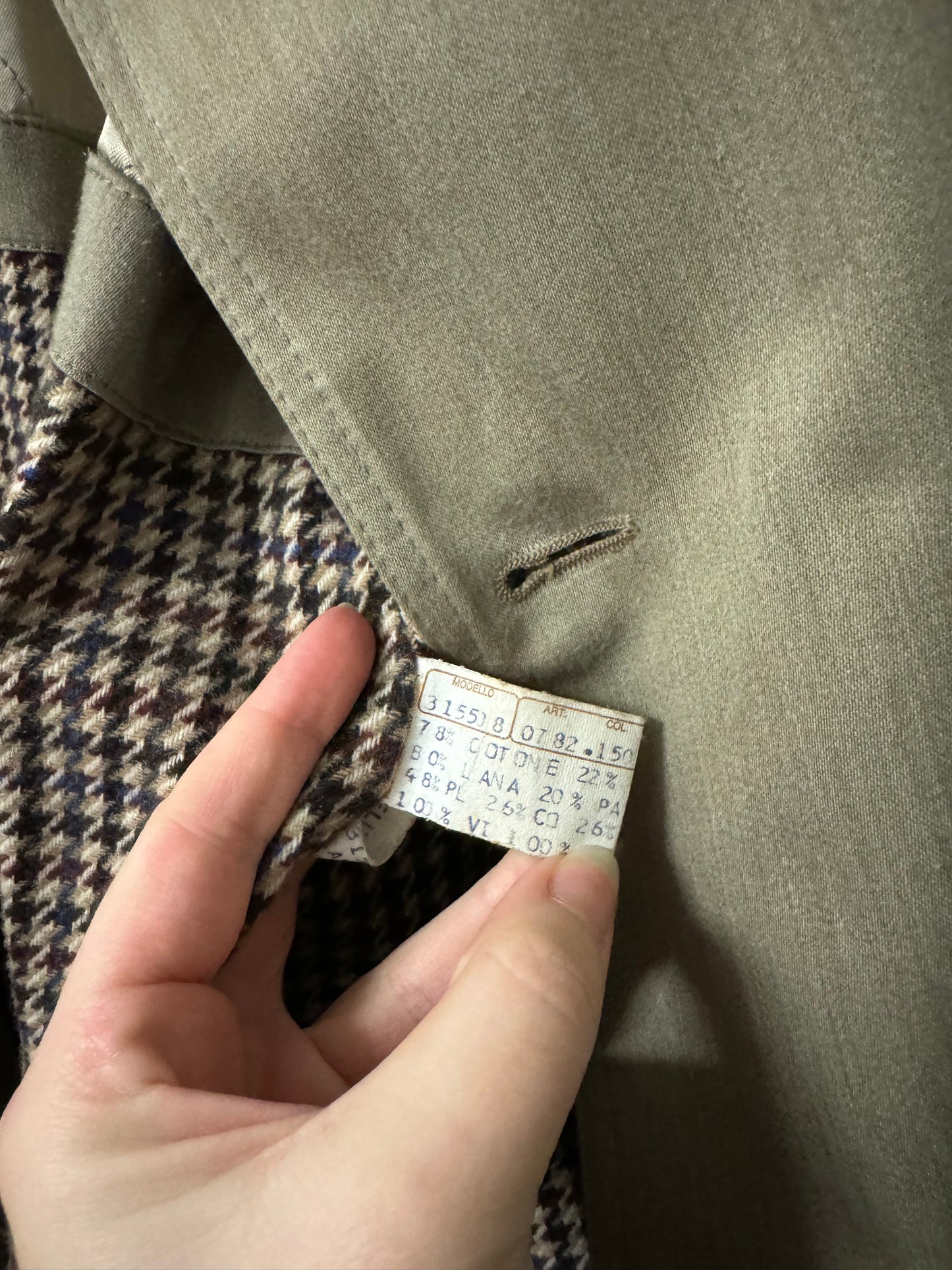 Trenchcoat sartoriale lungo doppiopetto color sabbia