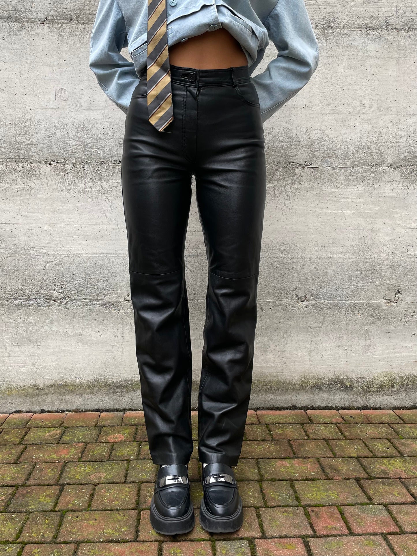 Pantalone vita alta nero in vera pelle - taglia 38/40it (XS/S)