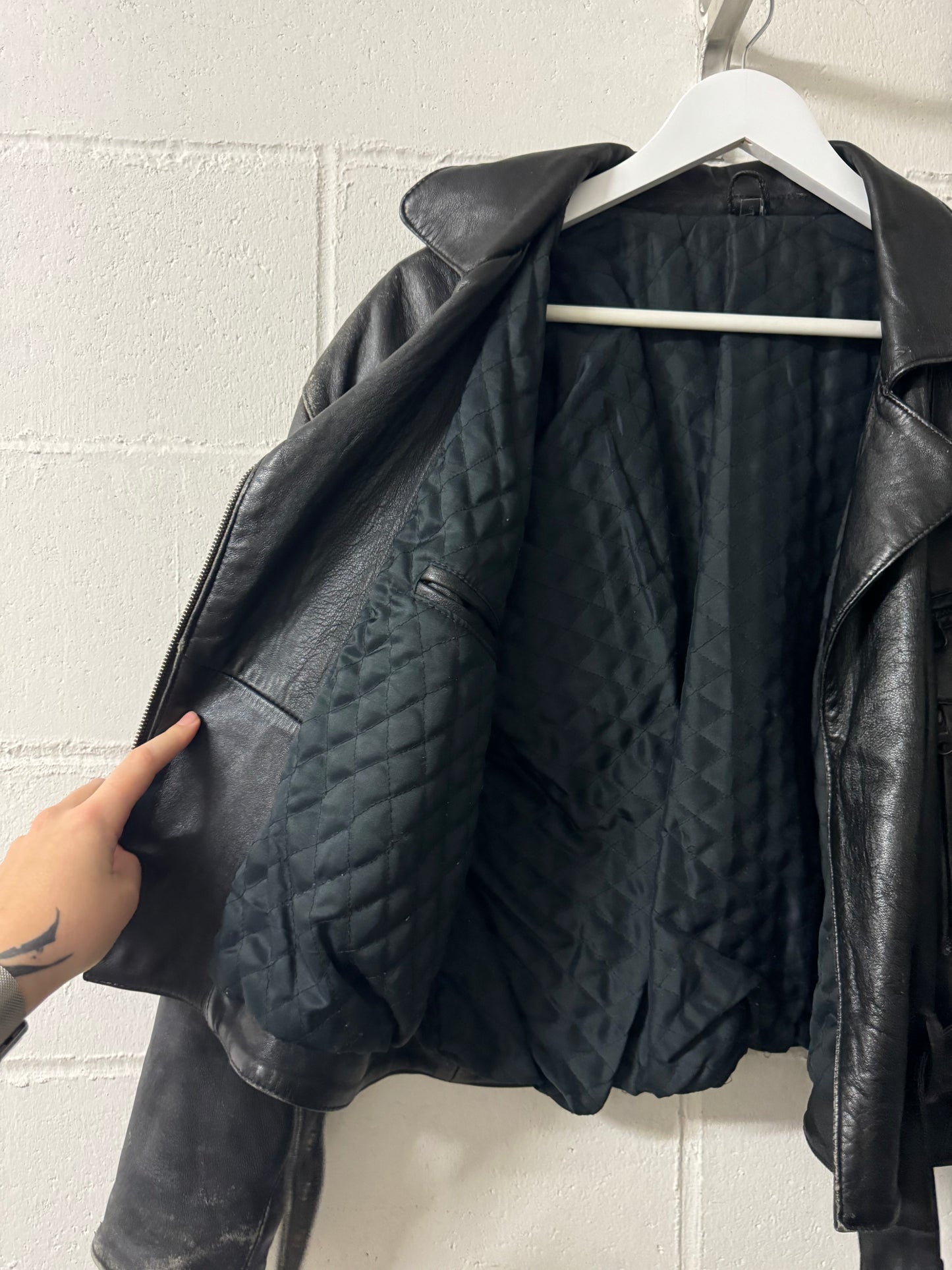 Bomber crop 80s in vera pelle nappata effetto used