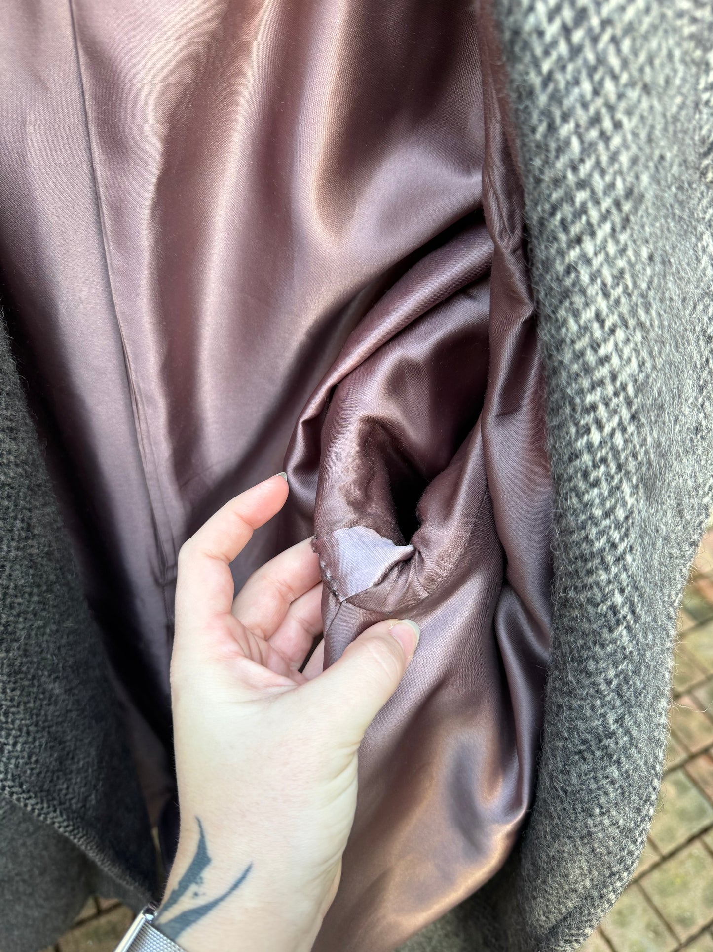 Cappotto corto sartoriale grigio spigato in pura lana vergine