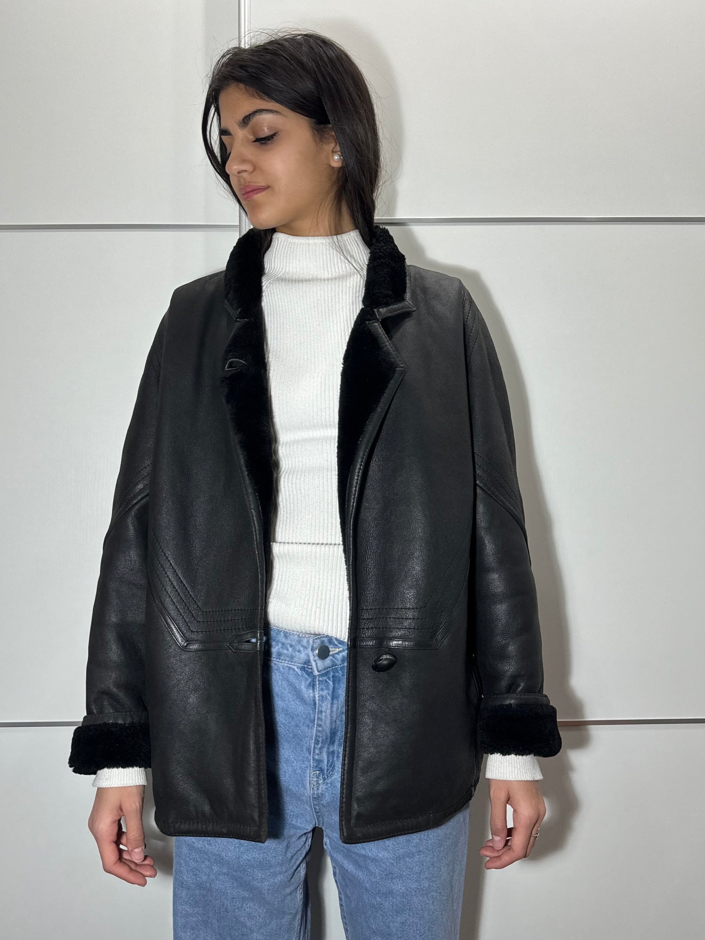 Montone originale Shearling in pelle nero, rara taglia piccola da donna