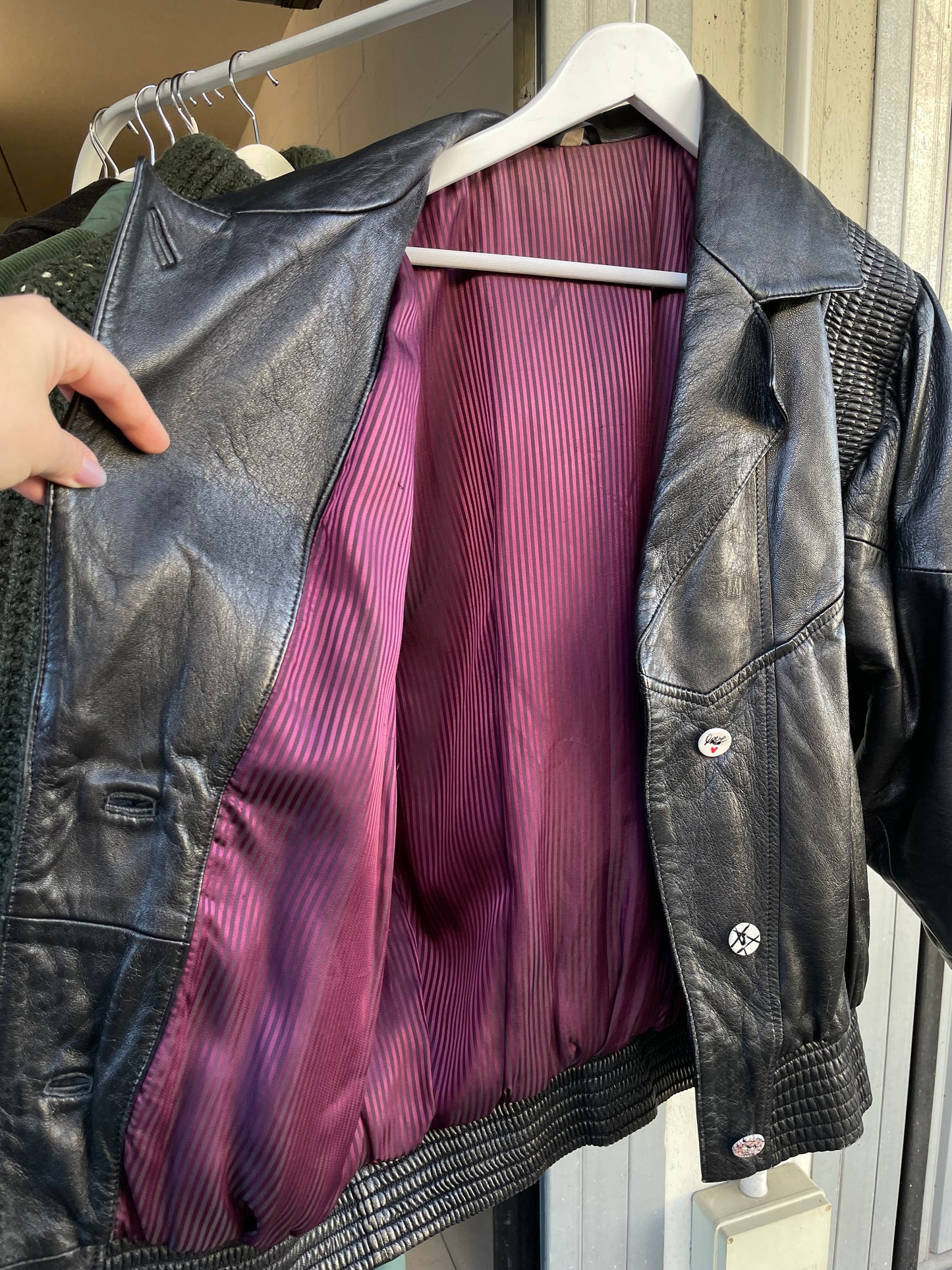 Bomber 80s lavorato in vera pelle nero