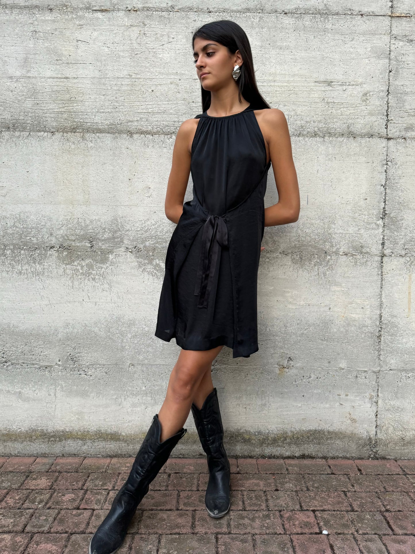 Abitino satinato nero, taglia M